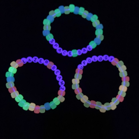 Cotton Kandi  👽 Space Bae - Picture 2 of 3